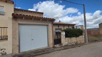 Casa - chalet en Calle Río Záncara, Villares del Saz photo 0