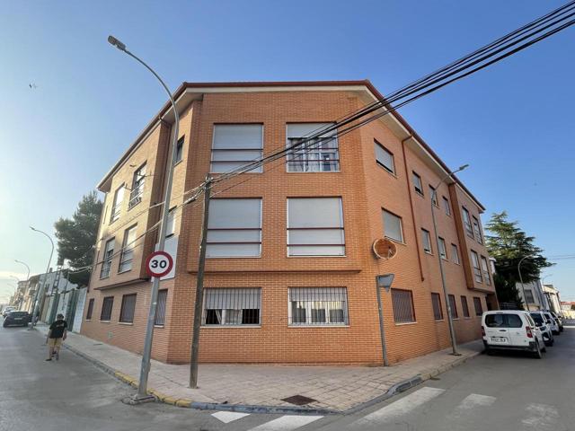 Dúplex en venta en Tarancón de 90 m2 photo 0