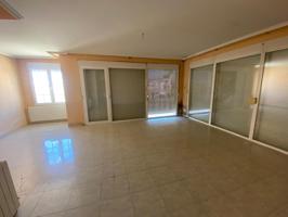 Casa - Chalet en venta en Saelices de 461 m2 photo 0