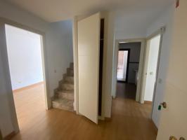 Dúplex en venta en Tarancón de 157 m2 photo 0