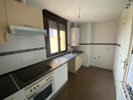 Dúplex en venta en Tarancón de 153 m2 photo 0