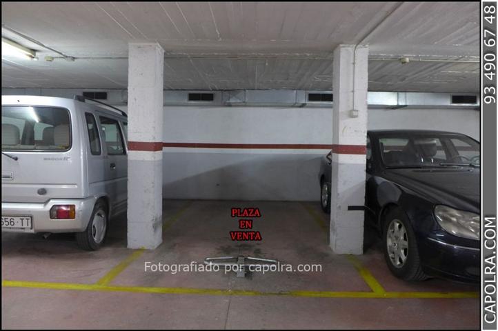 Parking Subterráneo En venta en Calle Del Repartidor, Gràcia, Barcelona photo 0