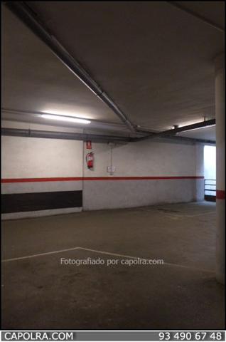 Parking Subterráneo En alquiler en Riera De Cassoles, Gràcia, Barcelona photo 0