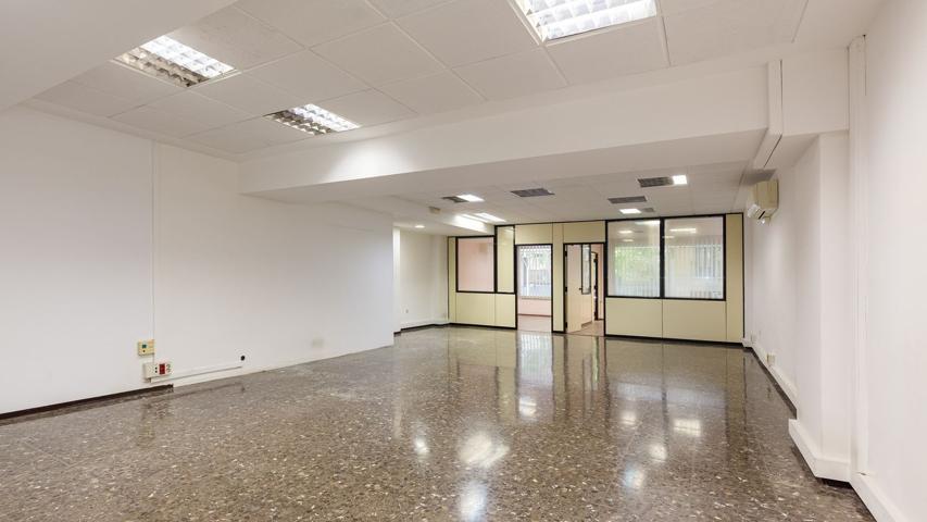 Otro En alquiler en Calle Rocafort, Eixample, Barcelona photo 0