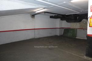 Parking Subterráneo En alquiler en Avenida De La Riera De Cassoles, Gràcia, Barcelona photo 0
