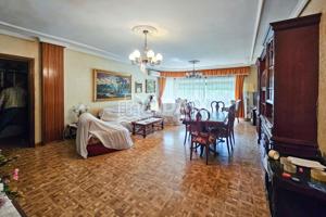 Piso en Venta en Centro Úbeda, Jaén photo 0