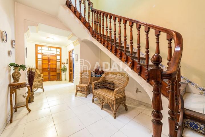 Casa en Venta en Úbeda, Jaén photo 0