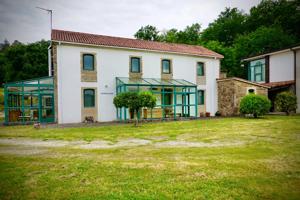 Villa En venta en Teo photo 0