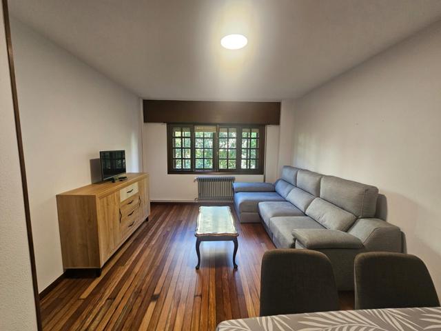 Piso En alquiler en Santiago de Compostela photo 0