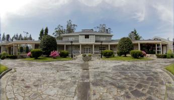 Villa En venta en Santa Comba photo 0