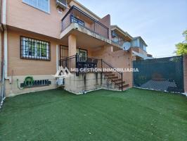 MB GESTIÓN INMOBILIARIA TE PRESENTA ESTA PRECIOSA VIVIENDA ADOSADA SITUADA EN VALDEMORO!!! photo 0