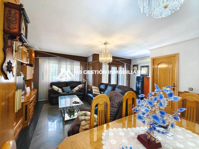 MB GESTIÓN INMOBILIARIA TE OFRECE ¡¡¡MAGNÍFICO CHALET ADOSADO EN ZONA PARQUE DE LOS ESTADOS DE FUENLABRADA!!! photo 0