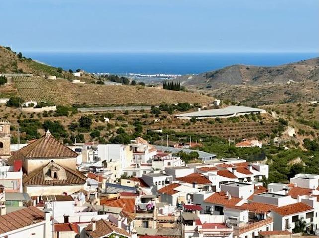 Estilosa casa de pueblo con vistas al mar y alma andaluza en el corazón de Ítrabo photo 0