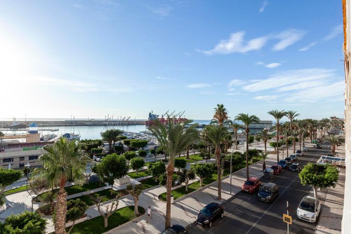  Ático En venta en Paseo Del Malecon, 22, Puerto De Garrucha, Garrucha photo 0