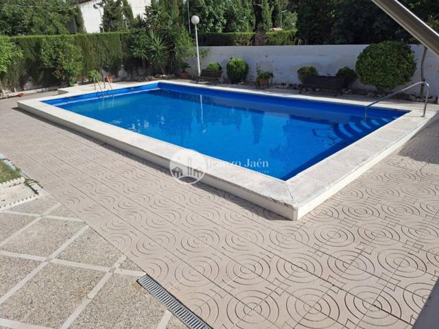 Chalet rustico en venta en CERRO MOLINA photo 0