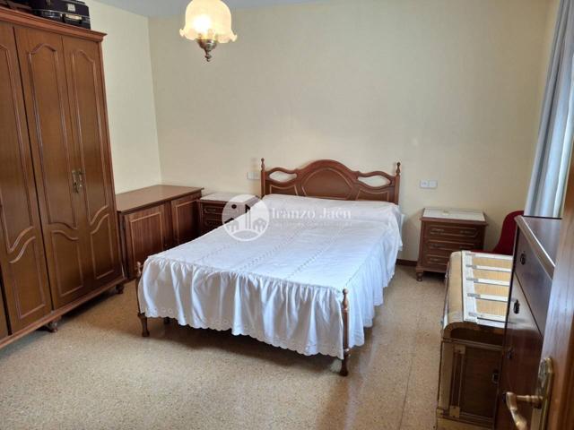 Piso en venta en San Bartolomé-Calle Millán de Priego(23004) photo 0