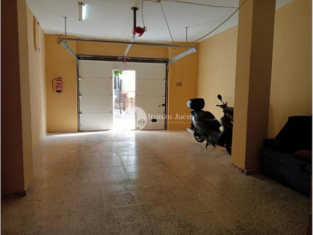 Almacen en venta en Ctra. de Circunvalación-La Magdalena(23004) photo 0