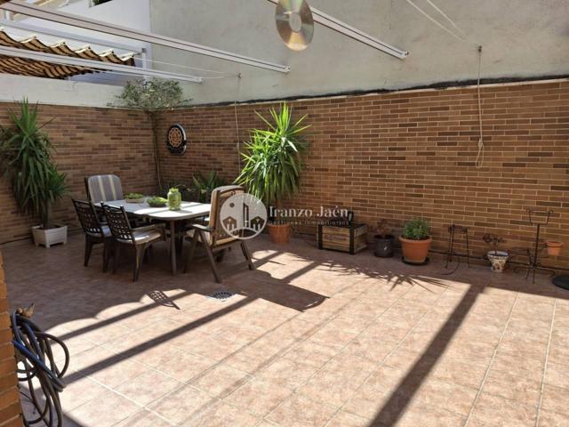 Casa en venta en Zona de la Estación-Bulevar(23009) photo 0