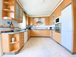 Casa En venta en Santiago De Compostela photo 0