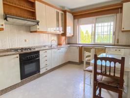 Casa En venta en Santiago De Compostela photo 0