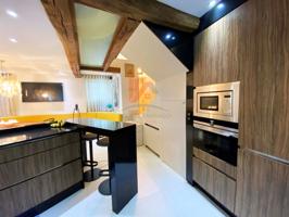 Casa En venta en Santiago De Compostela photo 0