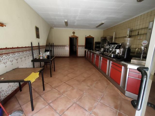 Local En venta en Carcaixent photo 0
