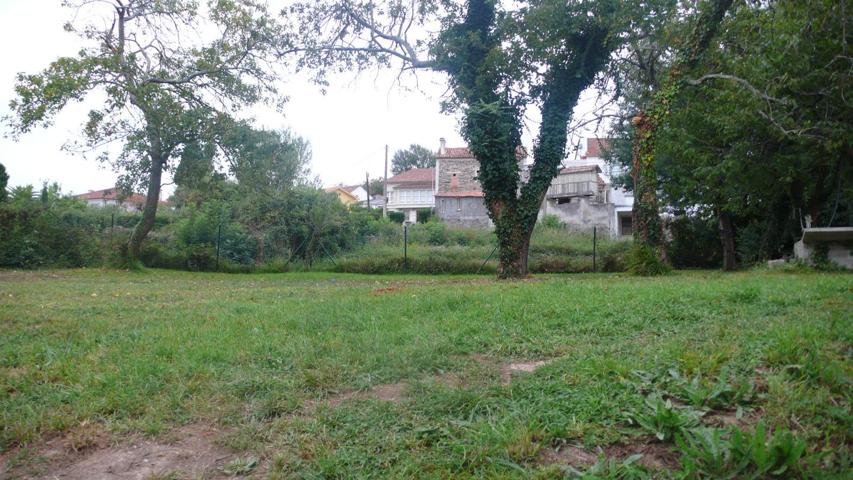 Terreno en venta en Bergondo de 1000 m2 photo 0