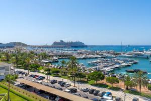 Exclusivo y moderno apartamento con espectaculares vistas al mar-Exclusiv and modern apartment with spectacular sea views photo 0