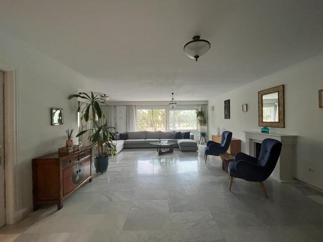 Espacioso apartamento con 4 dormitorios en Marina Botafoch - Spacious apartment with 4 bedrooms in Marina Botafoch photo 0