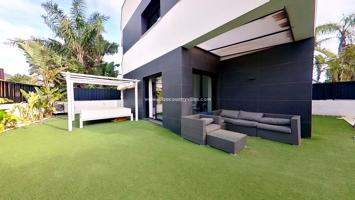 Impresionante Bajo con Piscina Privada en Ubicación Exclusiva - Fabulous flat at ground floor with private pool in great location photo 0