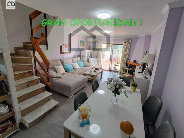APIHOUSE VENDE ESPECTACULAR CHALET ADOSADO EN TORREVIEJA. PRECIO 230.000€ photo 0