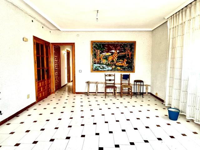 Apihouse Vende Casa de Pueblo en Pueblanueva con Dos Viviendas Independientes y Doble Garaje. Precio 84.999€ photo 0