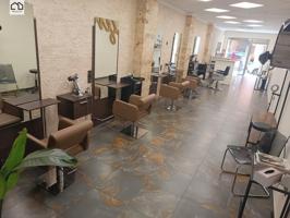 APIHOUSE VENDE EXCLUSIVO LOCAL COMERCIAL EN TORREVIEJA. PRECIO DE VENTA 191.000€ photo 0