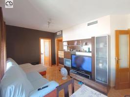APIHOUSE VENDE ACOGEDOR PISO EN TORREVIEJA. PRECIO DE VENTA: 146.000€ photo 0