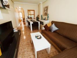 APIHOUSE VENDE ACOGEDOR PISO EN TORREVIEJA. PRECIO DE VENTA: 123.000€ photo 0