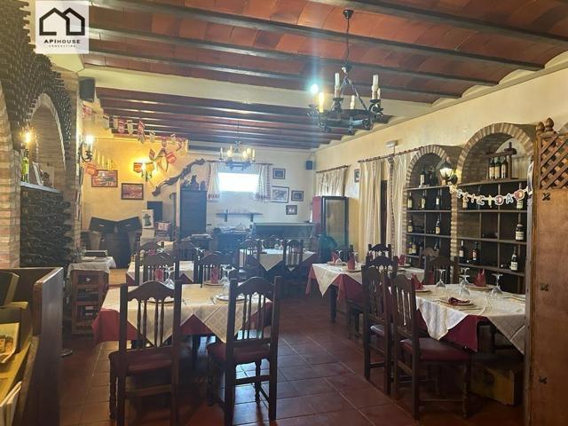 Local En venta en La Zenia, Orihuela Costa photo 0