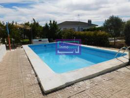 Casa Independiente en parcela de 1.095 m2 con piscina photo 0