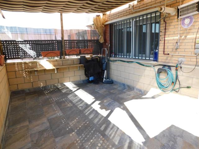 BAJO CON PATIO, 2 DORM, 2 BAÑOS, GARAJE TRASTERO RENTA LIBRE photo 0