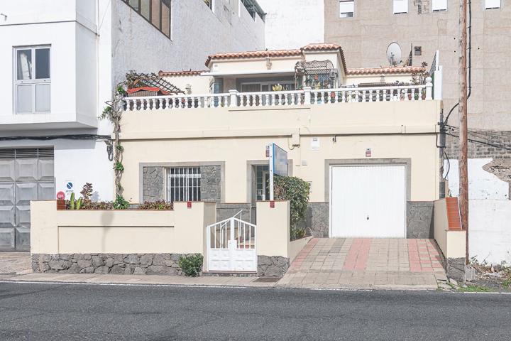 Villa En venta en Las Palmas de Gran Canaria photo 0