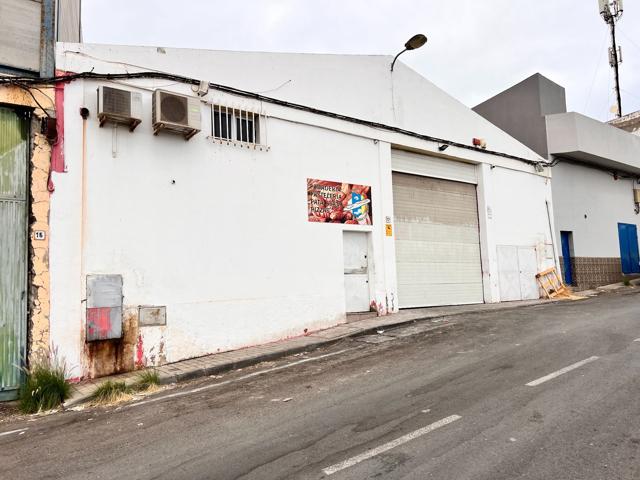 Almacén En venta en Telde photo 0