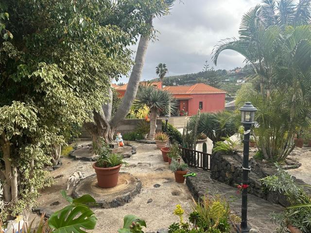 Villa En venta en Icod de los Vinos photo 0