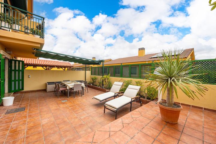 Villa En venta en Las Palmas de Gran Canaria photo 0