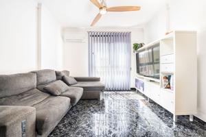 Piso En venta en Santa Lucía de Tirajana photo 0