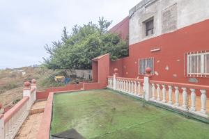 Villa En venta en Santa María de Guía de Gran Canaria photo 0