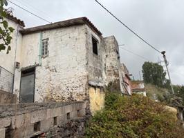 Villa En venta en Teror photo 0