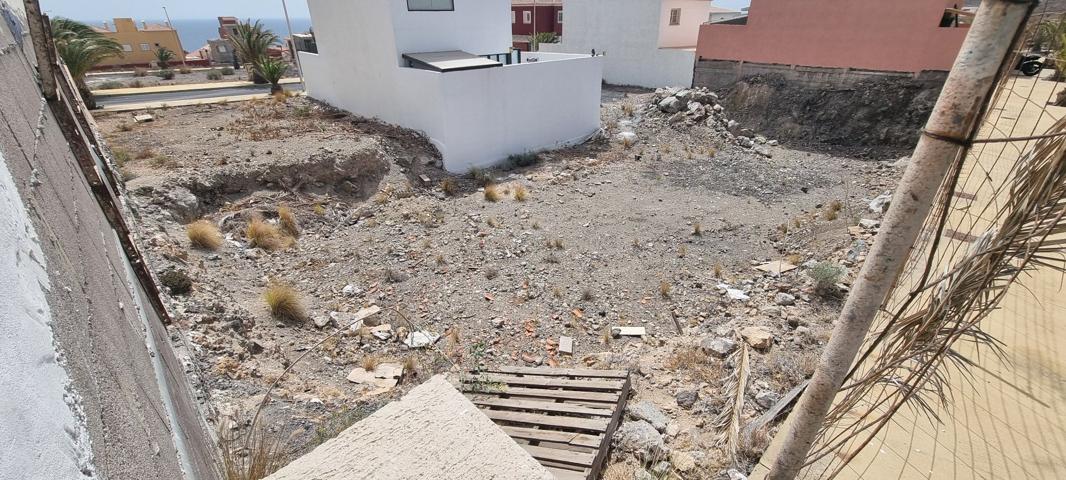 Terrenos Edificables En venta en Arico photo 0