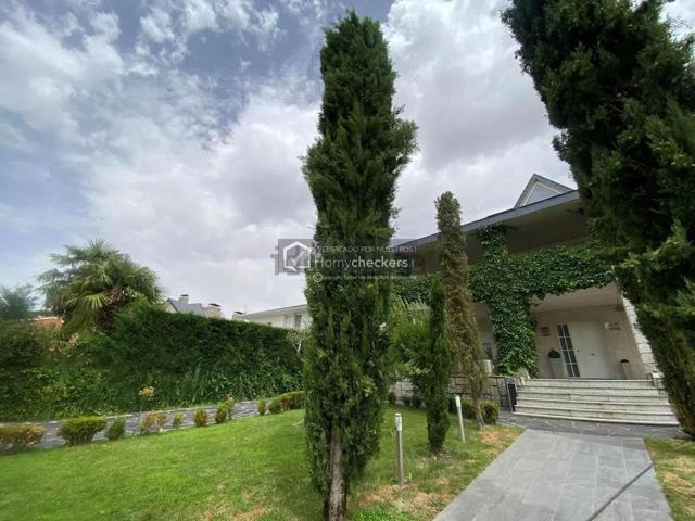Chalet Urb. Valdelagua Lujo, Privacidad y confort photo 0