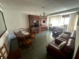PISO 4 DORMITORIOS 2 BAÑOS CALEFACCION CENTRAL photo 0