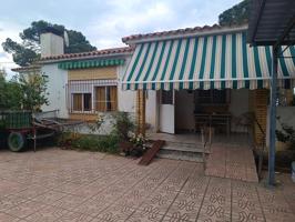 CHALET iN LLIRIA photo 0