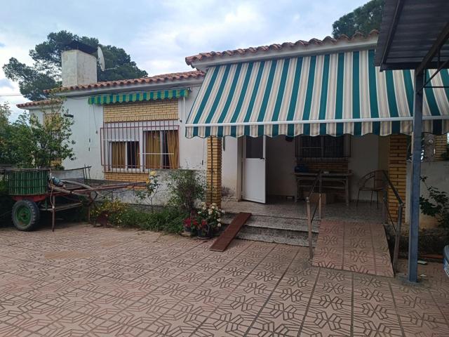 CHALET iN LLIRIA photo 0